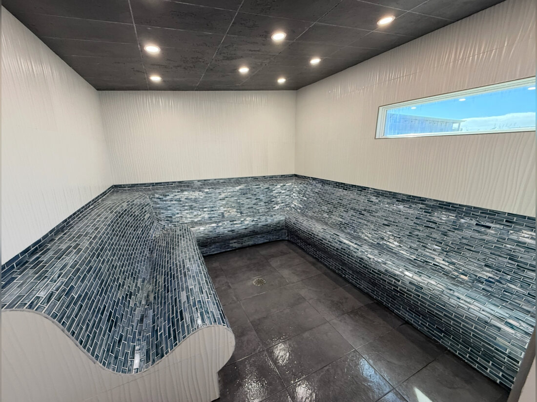 Co-ed steam room