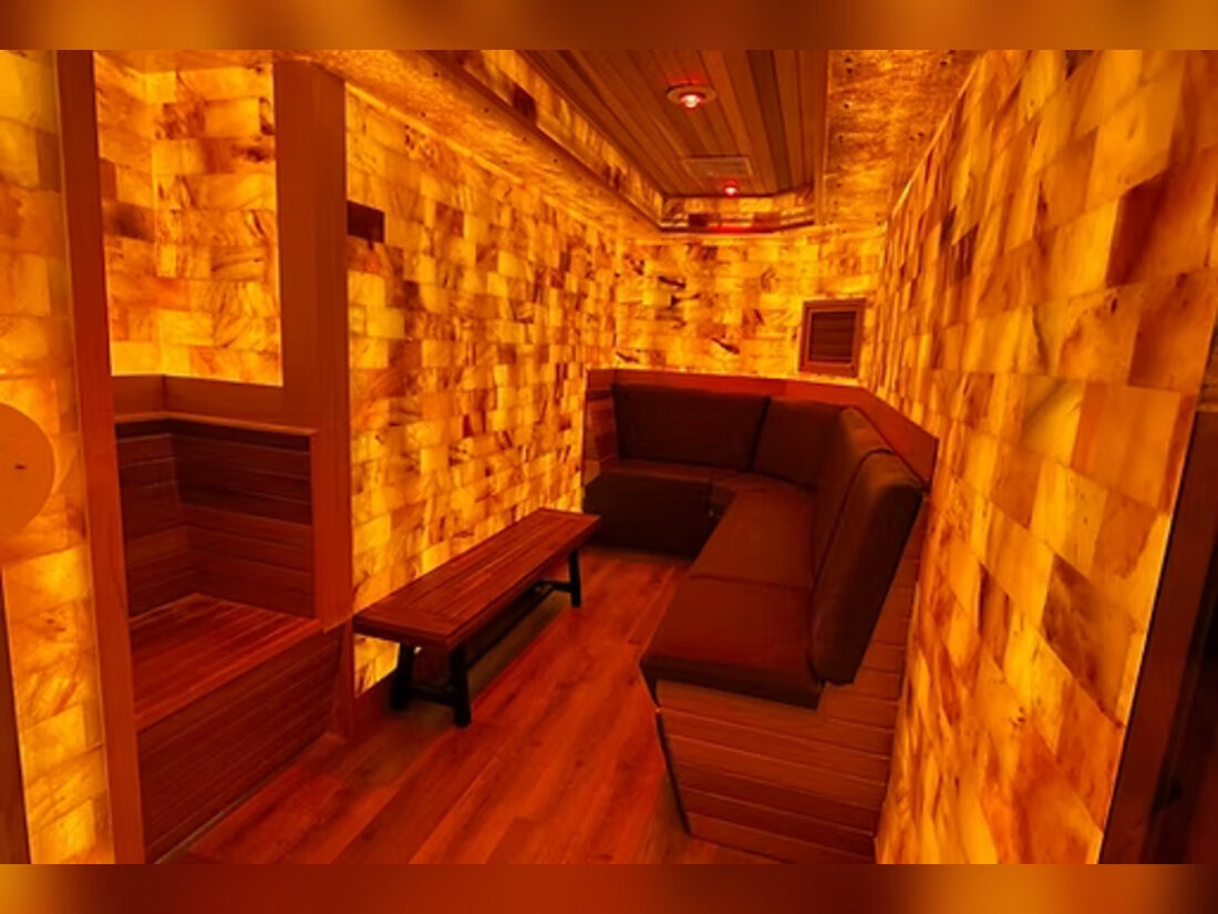 Himalayan salt room